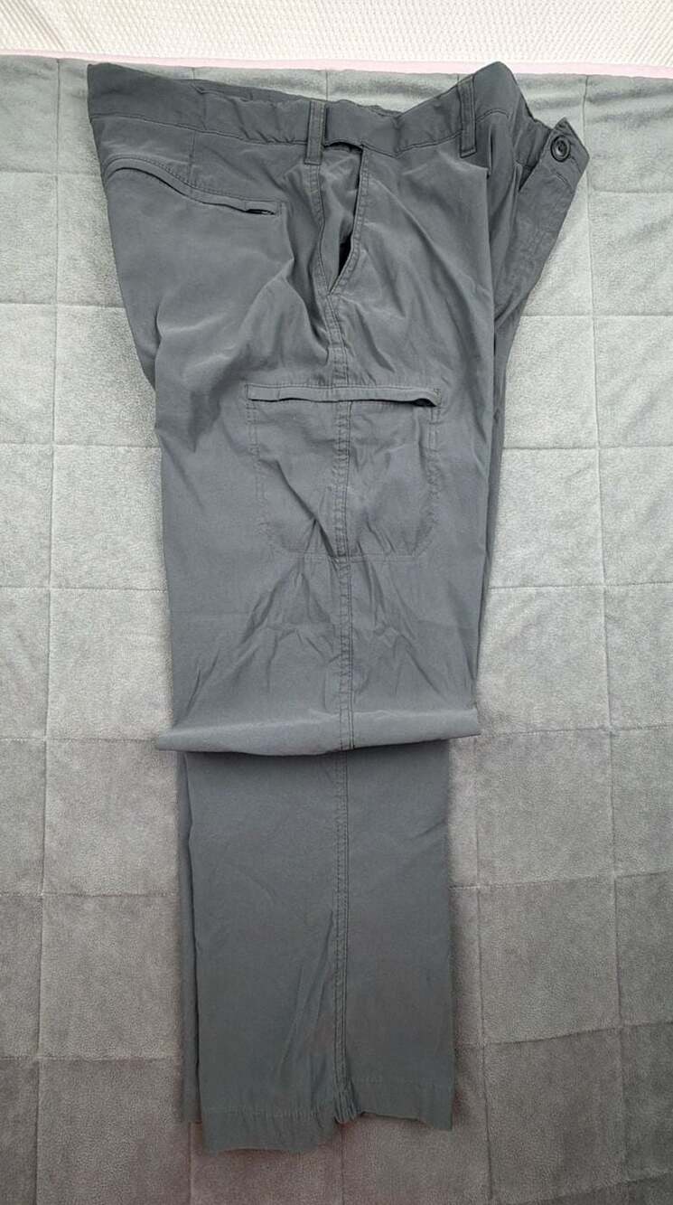 UB tech Men Classic Fit Performance Outdoor Travel Pants Hiking 38x30 Quick Dry
